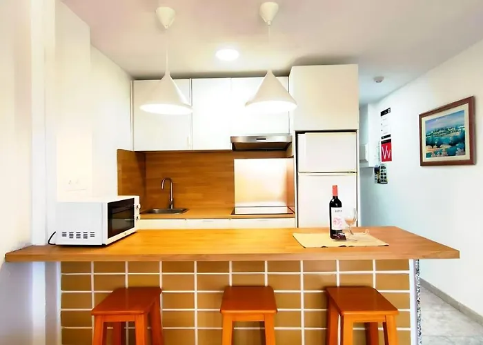 Seaview Friendly 6 *